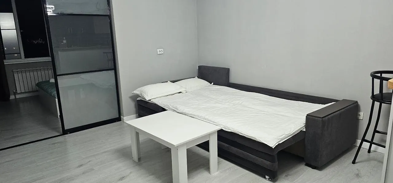 One Bedroom Apartment Near Arbat In The Heart Of Almati Kazahsztán